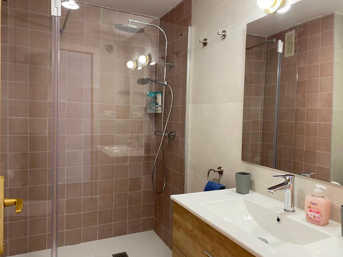 Tranquilidad Y Confort, Apartamento Reformado En كامبريلس المظهر الخارجي الصورة